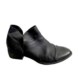 SEYCHELLES Leather Cut-Out Ankle Boots Black 9.5